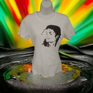 LADIE'S MICHAEL JACKSON WHITE 100% COTTON SCREEN PRINT T-SHIRT.
